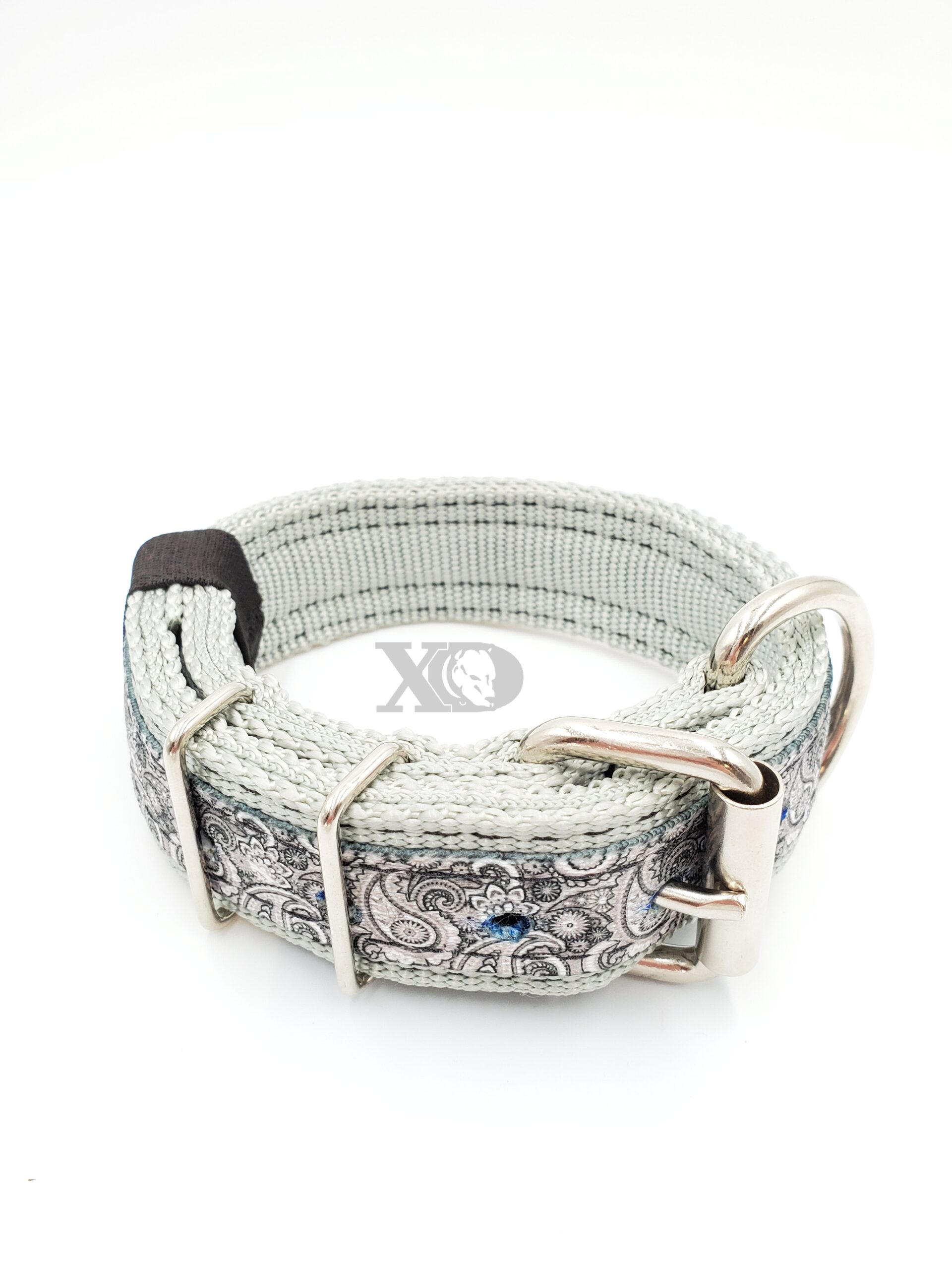 1.5" Nylon Collar- Grey Outer, Grey Inner, Grey Paisley Stripe, Black Stitch, Neck Size 17-22"