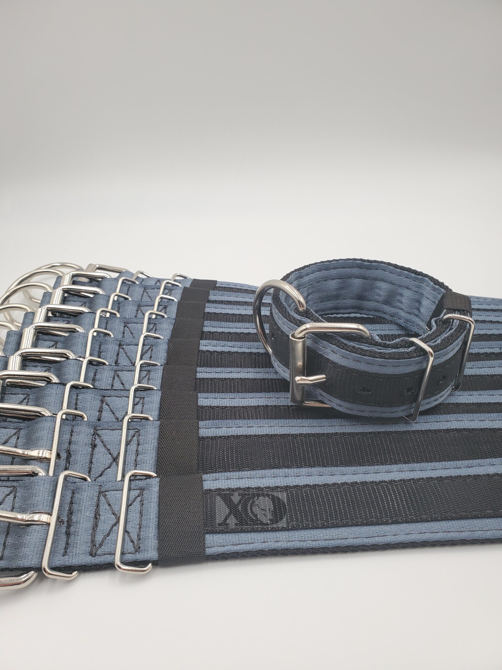 2" Wide Kennel Pack, Grey Seat Belt Outer, Black Inner & Stripe, Black Stitch, Size 14-19"