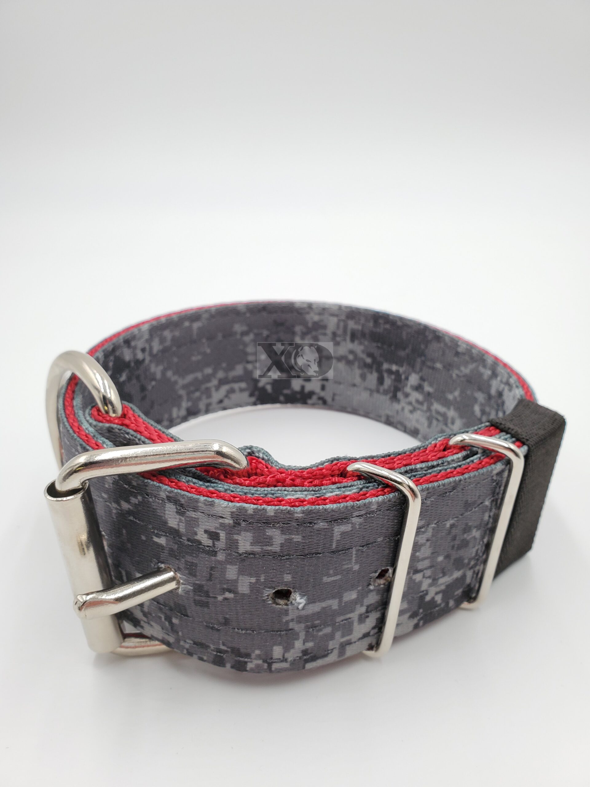 2" Nylon Collar- Digital Camo Dark Outer, Dark Red Inner, Black Stitch, Neck Size 15-20"
