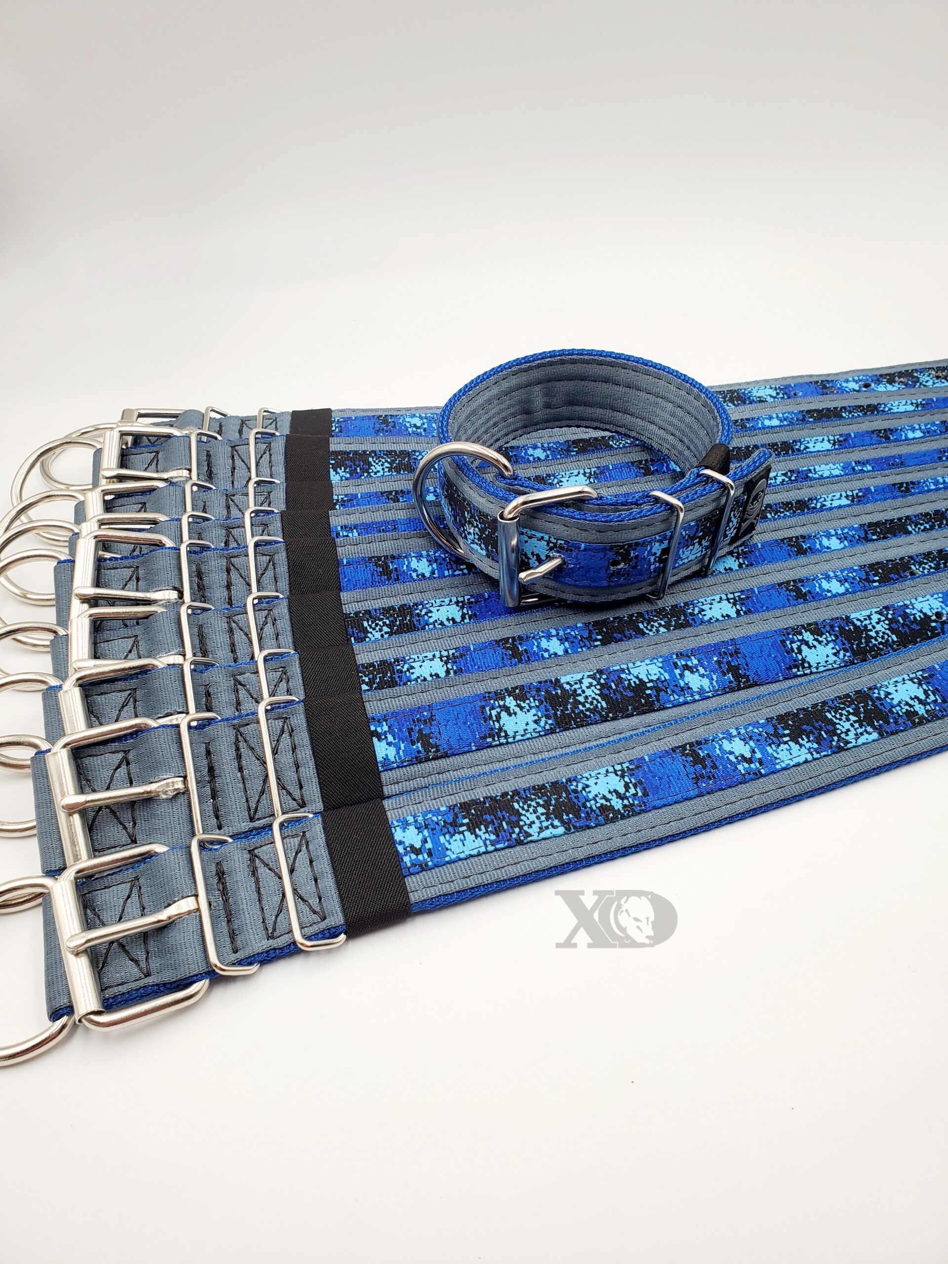 2" Wide Kennel Pack, Grey Seat Belt Outer, Pacific Blue Inner, Digital Camo Blue Stripe, Black Stitch, Size 16-21"