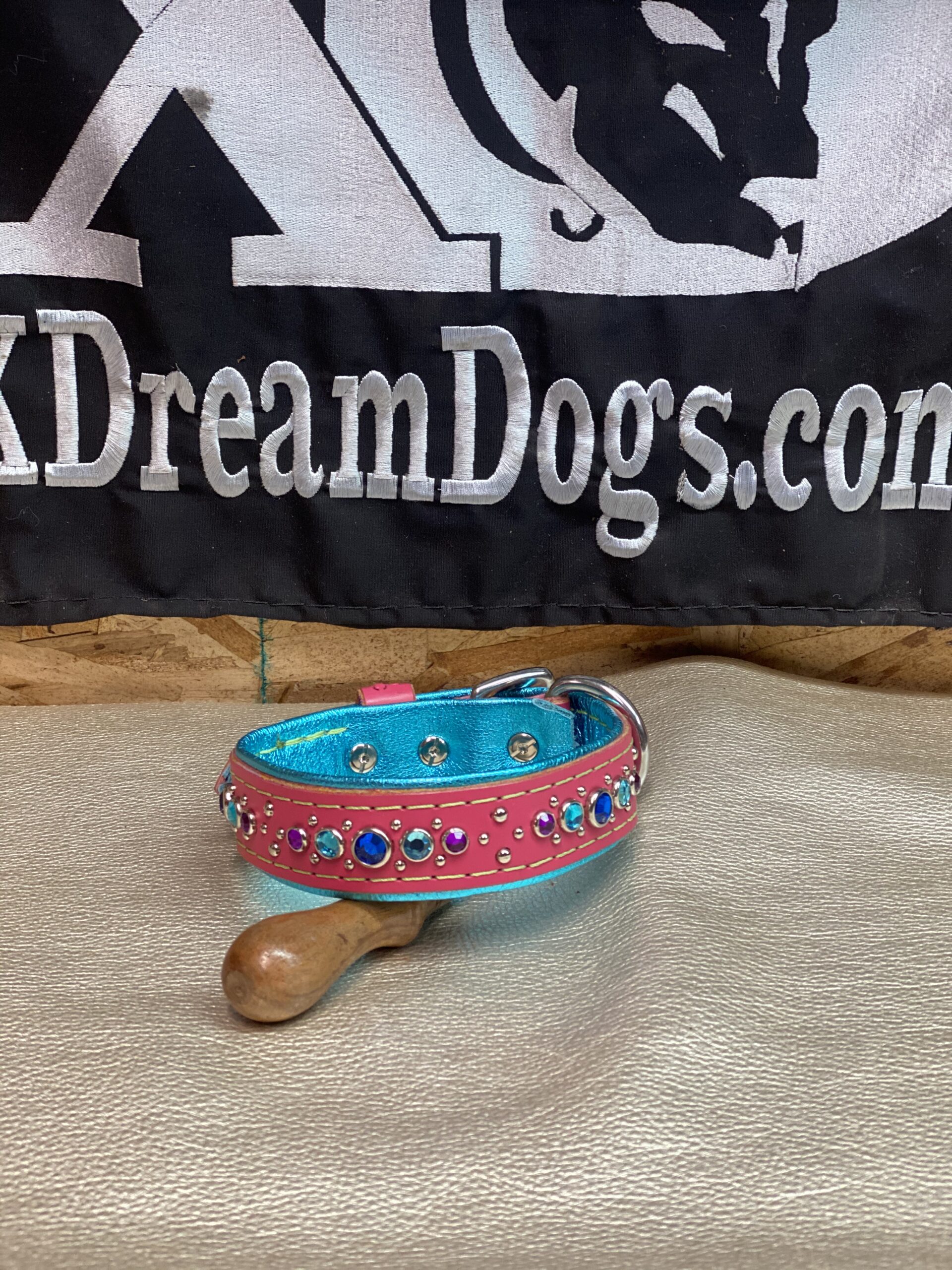 Custom 1.25" Cotton Candy Collar